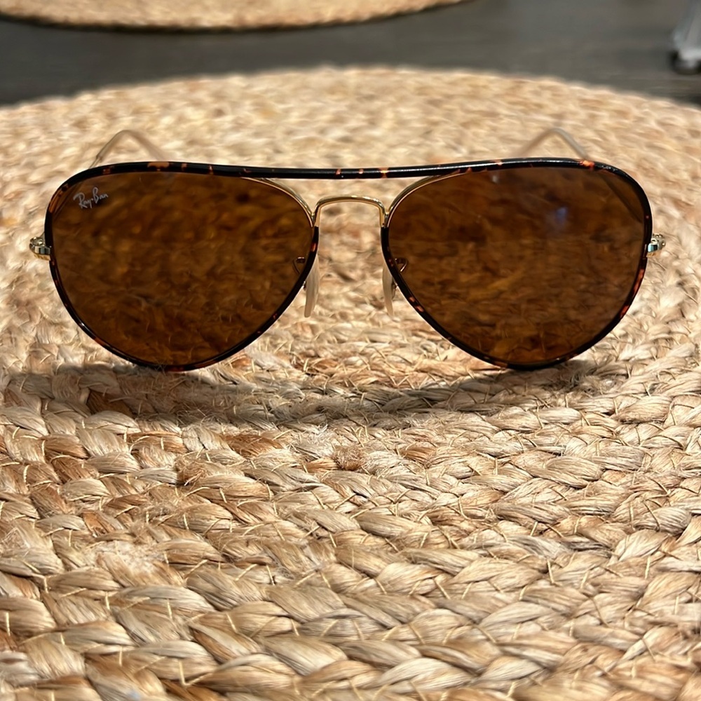 Ray-Ban RB 3025